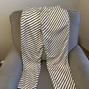 Satiny, silk draw string striped pants - H&M